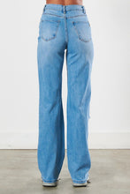 Load image into Gallery viewer, Distressed Wide Leg Jeans