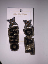 Load image into Gallery viewer, Saints Black &amp; Gold Beaded Earrings
